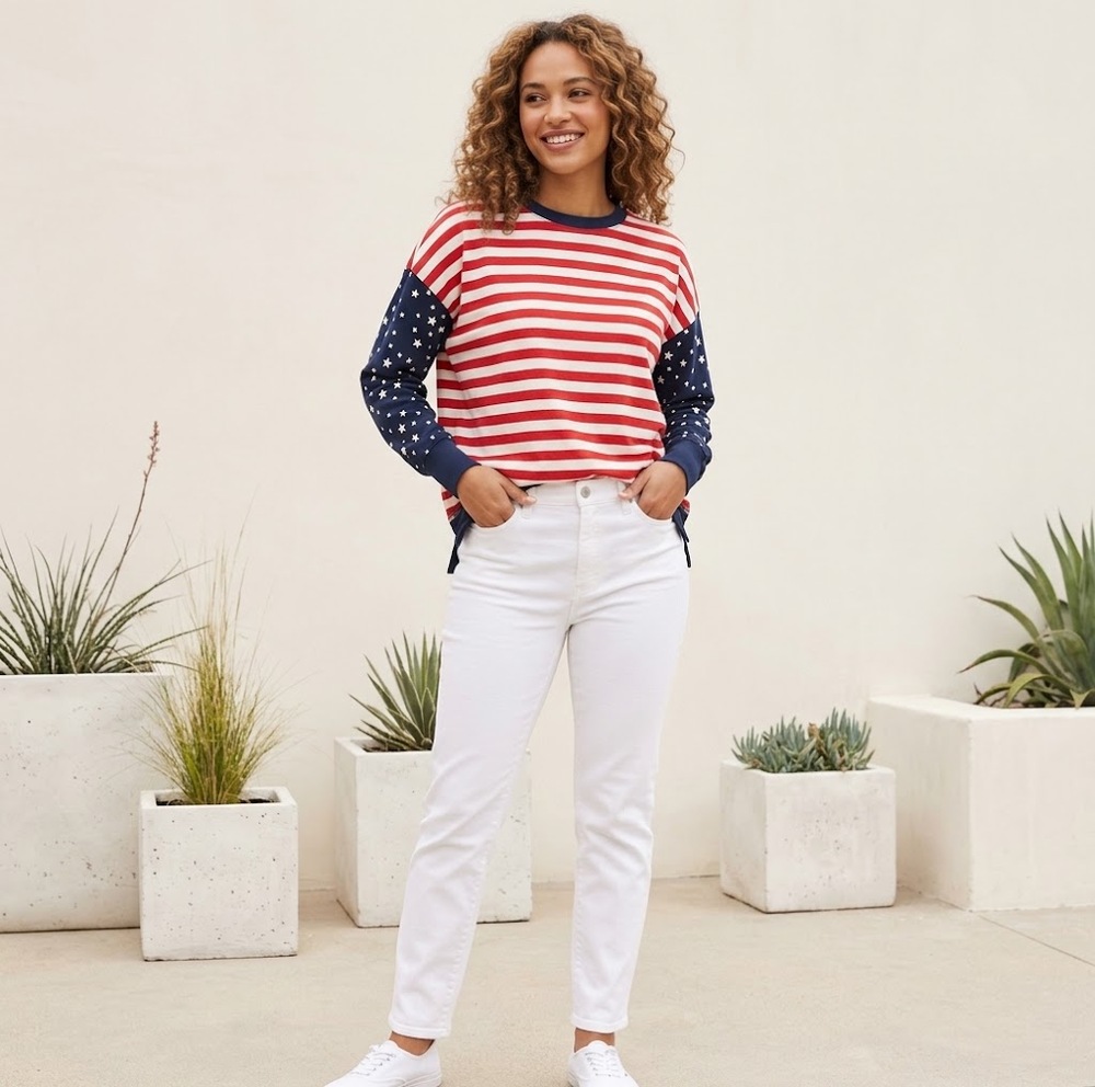Crown & Ivy Women’s Patriotic Stars & Stripes Long Sleeve Top Pullover Size XL